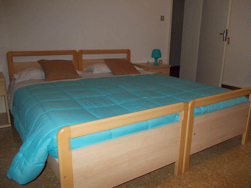 Big Brother Bed & Rooms Treviso Exterior foto