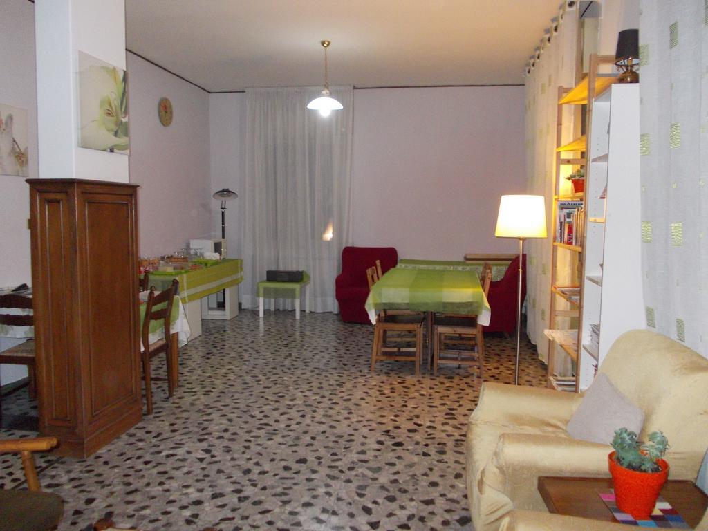 Big Brother Bed & Rooms Treviso Exterior foto